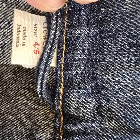 Toddler crewcuts jean jacket. Size 4/5 - Picture 2 of 2